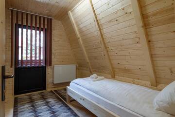 Фотографии Комплексы для отдыха с коттеджами/бунгало Centrul de Echitatie Poiana Brasov г. Пояна-Брашов (Румыния) №4 Фото Комплексы для отдыха с коттеджами/бунгало Centrul de Echitatie Poiana Brasov г. Пояна-Брашов 4