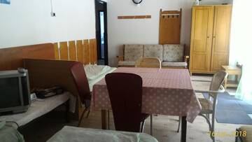 Фото номера Апартаменты - 1-й этаж Лоджи Cabana Fantanita cu Brazi г. Пояна-Брашов 2