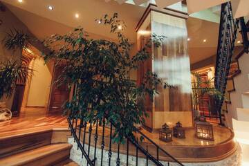 Фото номера Улучшенный полулюкс в мансарде Гостевой дом Denisa Boutique Hotel г. Пояна-Брашов 5