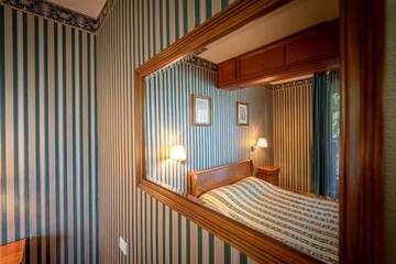 Фото номера Двухместный номер с 1 кроватью Гостевой дом Boutique Hotel Casa Emil г. Пояна-Брашов 64