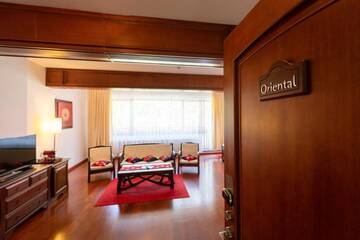 Фото номера Двухместный номер с 1 кроватью Гостевой дом Boutique Hotel Casa Emil г. Пояна-Брашов 32