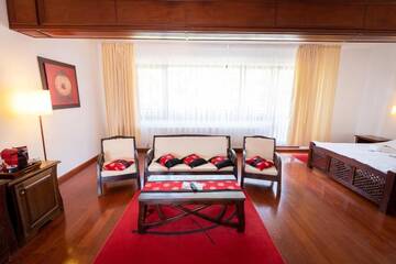 Фото номера Двухместный номер с 1 кроватью Гостевой дом Boutique Hotel Casa Emil г. Пояна-Брашов 35