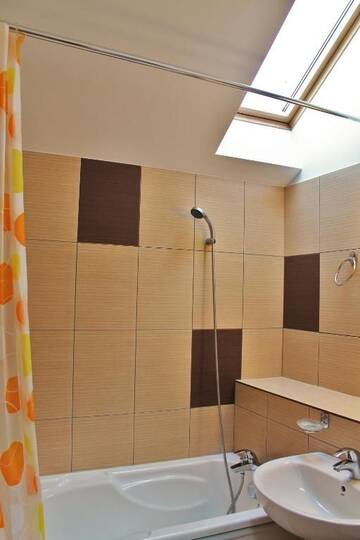 Фото номера Двухместный номер с 1 кроватью или 2 отдельными кроватями Отель Hotel Crisalpin г. Пояна-Брашов 16