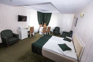 Фото номера Люкс Отель Hotel Miraj г. Пояна-Брашов 6