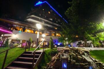 Фото номера Апартаменты с видом на горы Апарт-отели Apartament Alpin Poiana Brasov , etaj 8 г. Пояна-Брашов 36