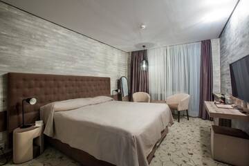 Фото номера Стандартный двухместный номер с 1 кроватью Курортные отели Alpin Resort Hotel г. Пояна-Брашов 4