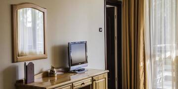 Фото номера Люкс Апарт-отели Aparthotel Casa Viorel г. Пояна-Брашов 3