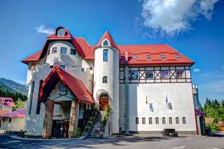 Фото Отель House of Dracula Hotel г. Пояна-Брашов